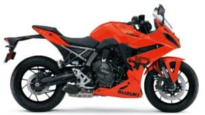 GSX800FRQM6_QRE_right-1920