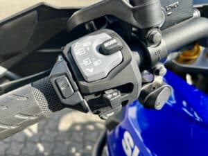 SUZUKI_DL1050DE_V-STROM_2023_BLÅ-HVID (10)