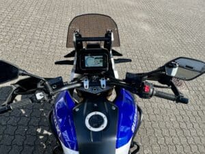 SUZUKI_DL1050DE_V-STROM_2023_BLÅ-HVID (18)
