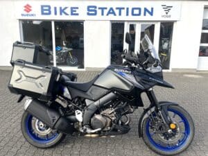 SUZUKI_DL1050RR_V-STROM_2024_SORT-BLÅ (2)