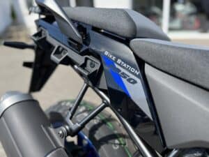 SUZUKI_DL1050RR_V-Strom_sort (8)