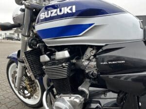 SUZUKI_GSX1400_K3_HVID-BLÅ (12)