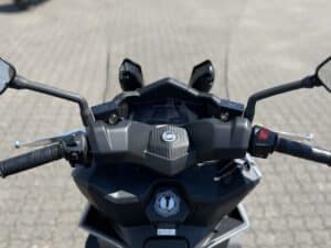 SYM_Joyride_300_grå (8)