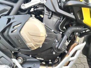 VOGE_DS800_RALLY_GUL_2025 (11)