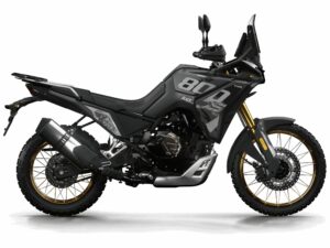 VOGE_DS800_Rally_sort_h